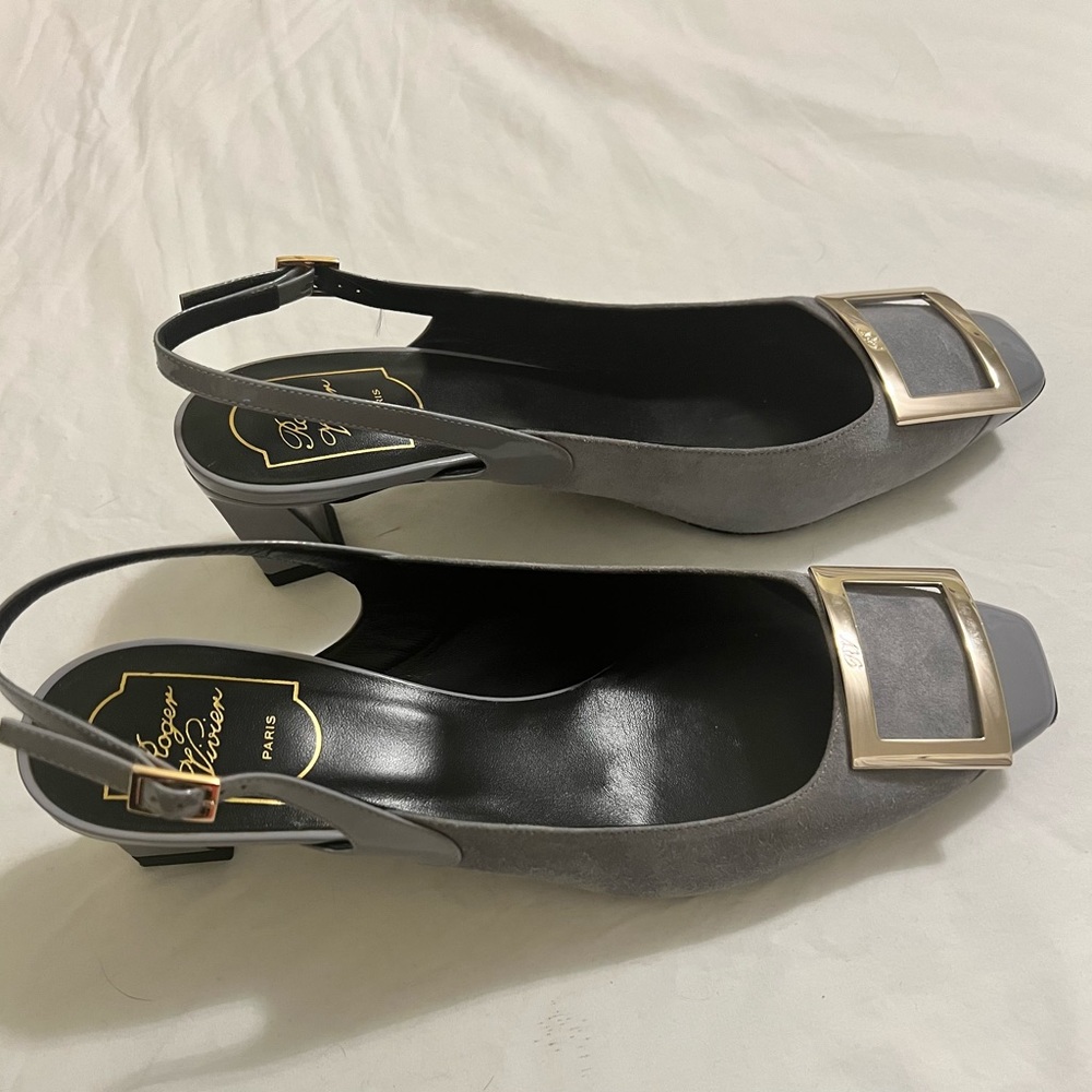 Roger Vivier suede sling back heels. 40.5